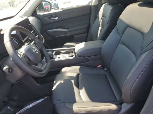 New 2026 Nissan Pathfinder SL AWD/4WD image 21