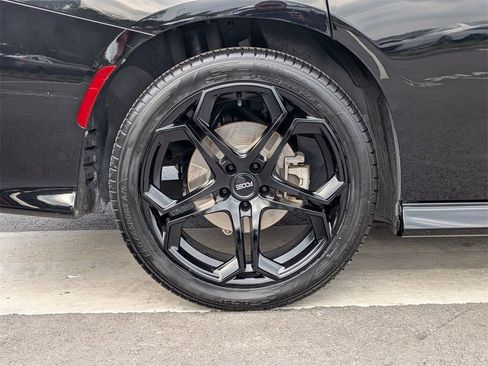 Used 2021 Dodge Charger R/T w/ Blacktop Package image 27