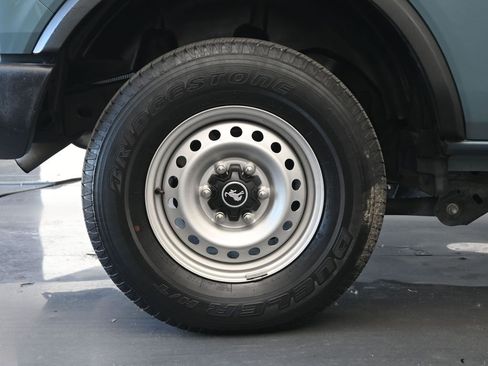 Used 2022 Ford Bronco 4-Door image 9