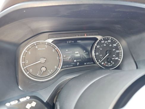 Used 2023 Nissan Rogue SV w/ SV Premium B Package image 35