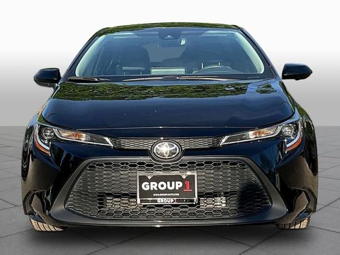 Used 2022 Toyota Corolla LE FWD image 4