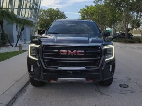 Used 2023 GMC Yukon XL AT4 w/ AT4 Premium Package AWD/4WD image 3