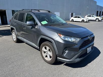 Used 2020 Toyota RAV4 XLE w/ Carpet Mat Package