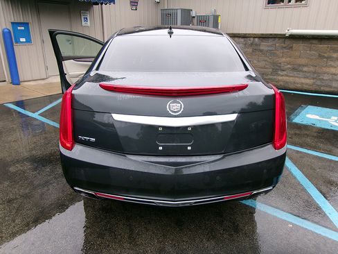 Used 2013 Cadillac XTS Luxury w/ Driver Awareness Package image 5