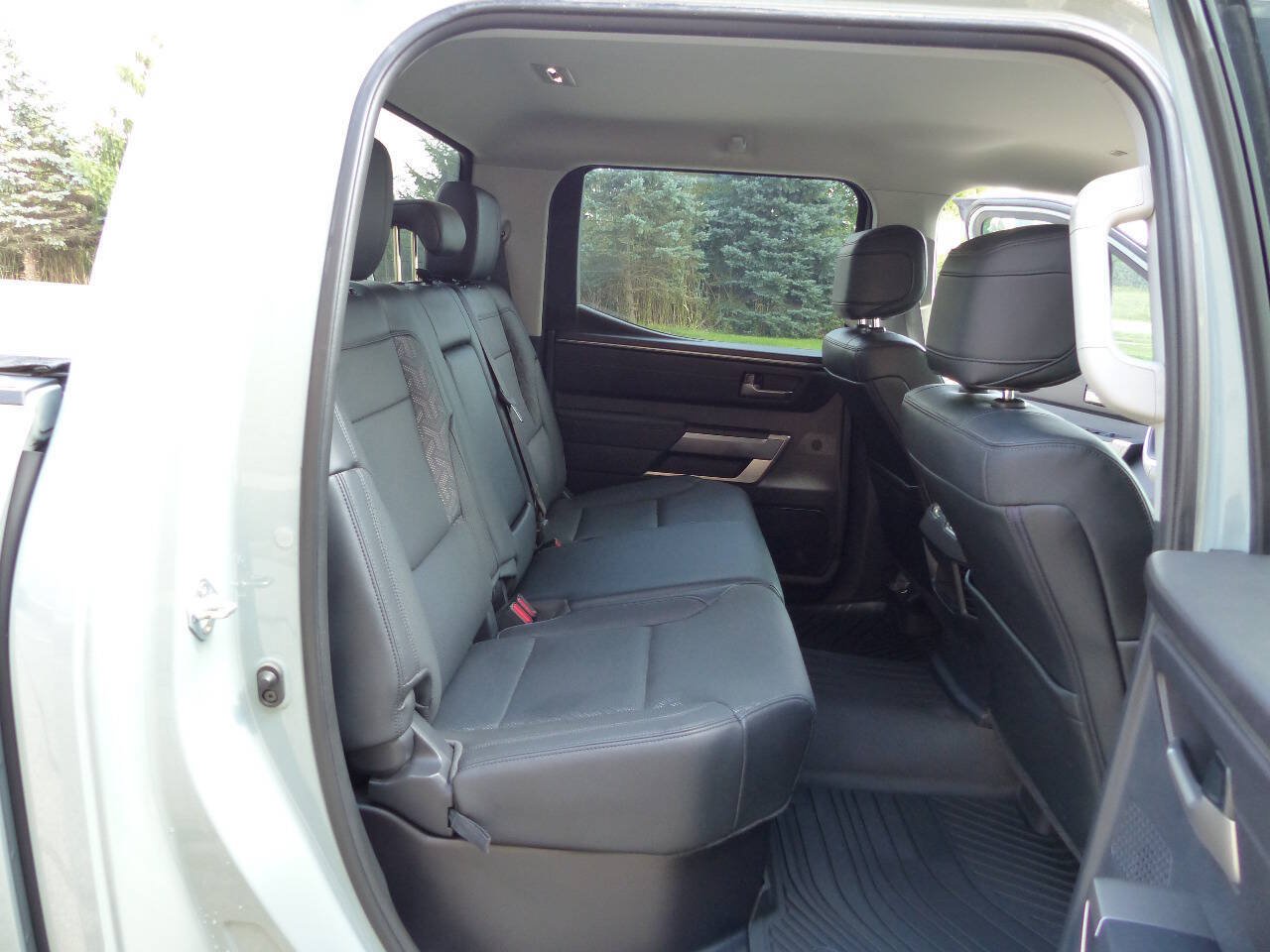 Used 2022 Toyota Tundra SR5 AWD/4WD image 59