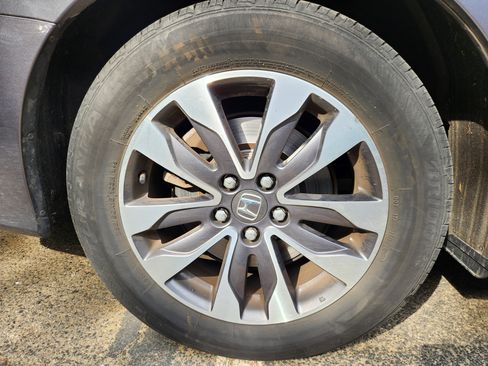 Certified 2023 Honda Odyssey EX-L image 5