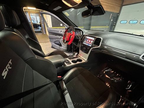 Used 2018 Jeep Grand Cherokee SRT AWD/4WD image 25