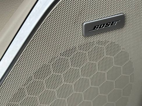 Used 2020 Cadillac Escalade Luxury image 19