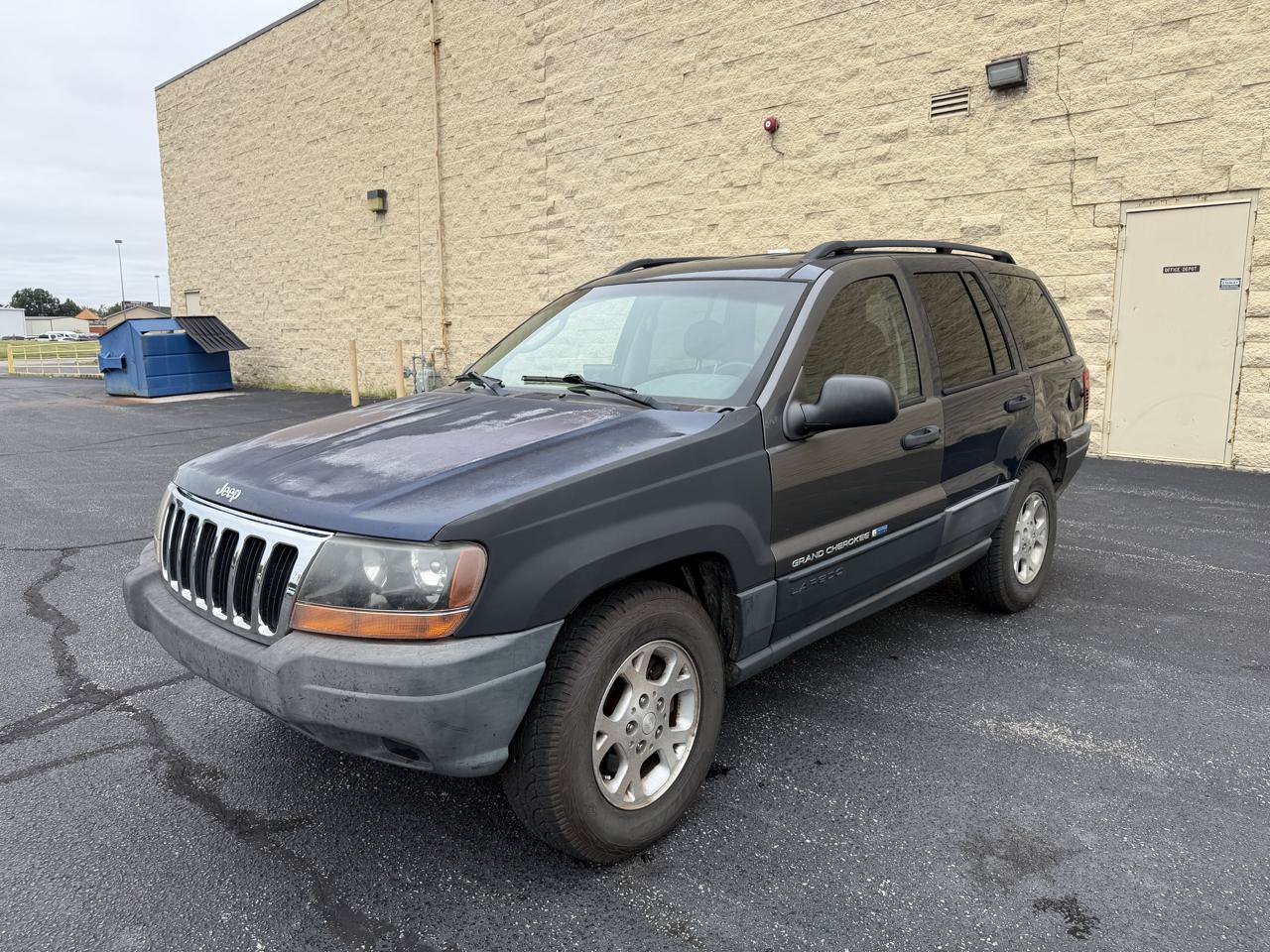 Used 2002 Jeep Grand Cherokee Laredo AWD/4WD image 1