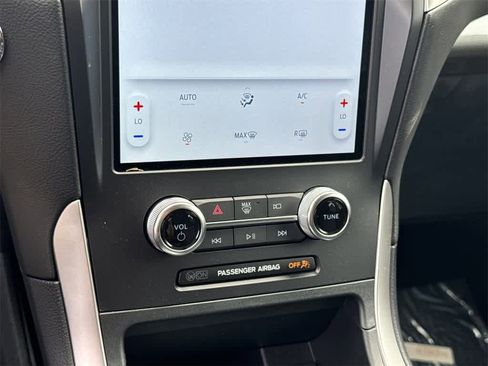 New 2024 Ford Edge SE image 27