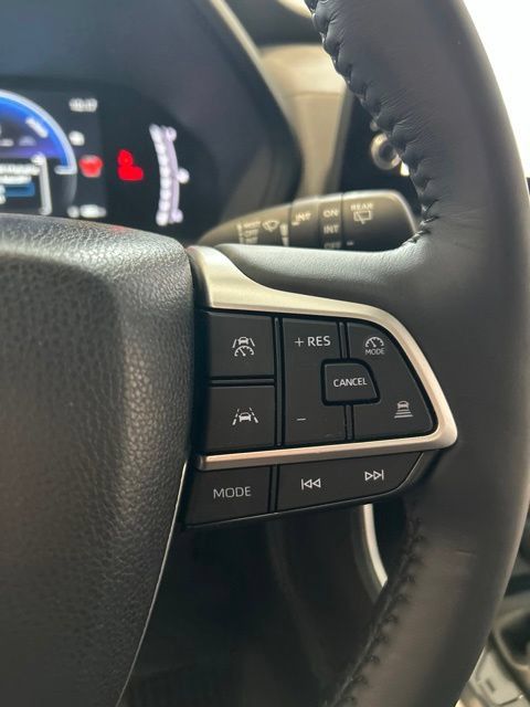 Used 2024 Toyota Grand Highlander AWD Hybrid image 10