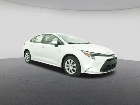 New 2026 Toyota Corolla LE image 29