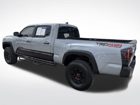 Used 2021 Toyota Tacoma TRD Off-Road w/ Advanced Technology Package image 4