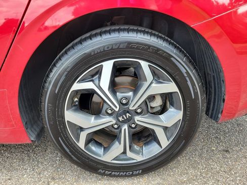 Used 2019 Kia Forte LXS FWD image 25