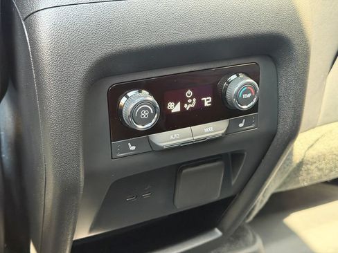 Used 2026 Chevrolet Traverse RS w/ LPO, Floor Liner Package AWD/4WD image 24