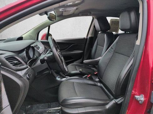 Used 2015 Buick Encore FWD image 17