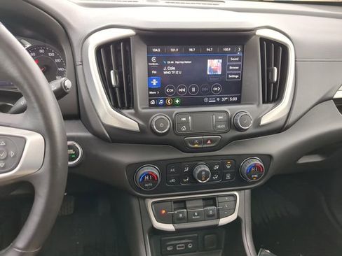 Used 2022 GMC Terrain SLT w/ Tech Package image 20