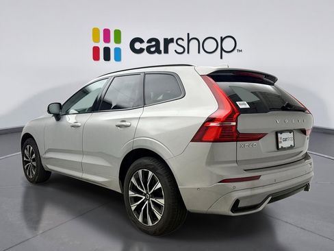 Used 2025 Volvo XC60 B5 Plus image 3