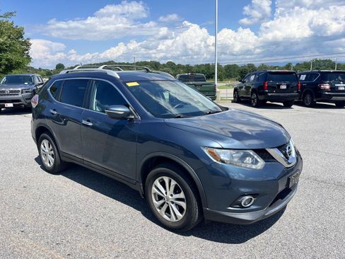Used 2014 Nissan Rogue SV w/ SV Moonroof Package AWD/4WD image 1