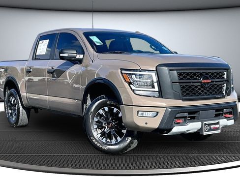 Used 2021 Nissan Titan PRO-4X w/ Pro-4x Convenience Package image 1