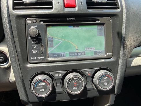 Used 2015 Subaru Forester 2.5i Touring w/ Eyesight & Navigation System AWD/4WD image 19