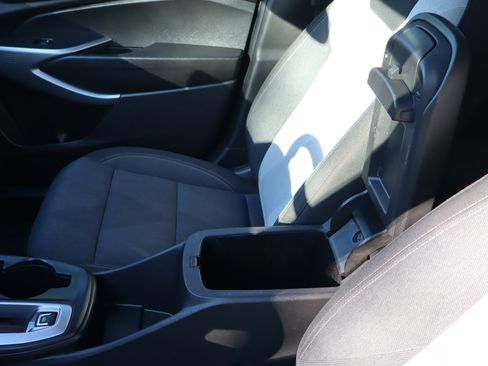 Used 2024 Chevrolet Trax RS w/ Sunroof Package image 33