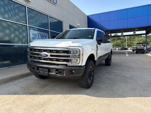Used 2024 Ford F250 King Ranch w/ Tremor Off-Road Package AWD/4WD image 4