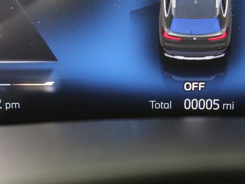 New 2026 BMW X5 xDrive40i w/ Climate Comfort Package image 17