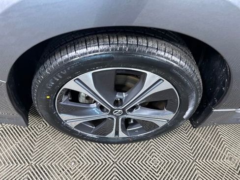 Used 2022 Nissan Leaf SL Plus image 10