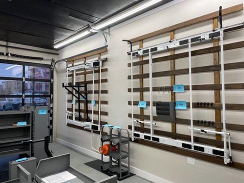 Used 2018 Ford Transit 150 XLT image 22