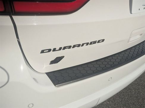 Used 2022 Dodge Durango GT image 11