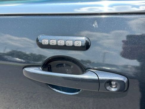 Used 2010 Lincoln MKZ FWD image 17