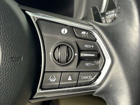 Used 2023 Acura MDX SH-AWD image 32