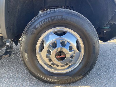 Used 2017 GMC Sierra 3500 Denali w/ Duramax Plus Package image 10