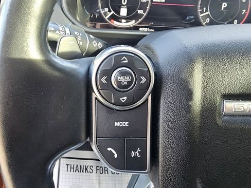 Used 2018 Land Rover Discovery HSE image 22