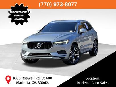 Used 2018 Volvo XC60 T5 Momentum w/ Convenience Package