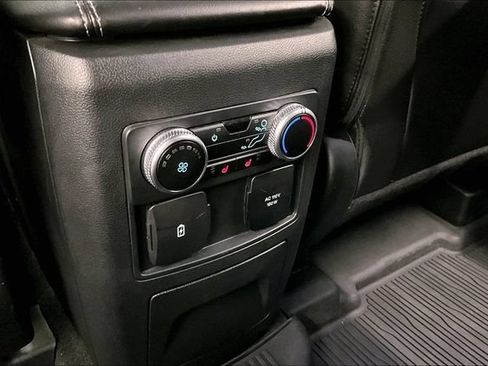 Used 2023 Ford Explorer Limited AWD/4WD image 33