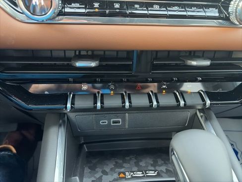 New 2026 GMC Canyon AT4 w/ AT4 Premium Package image 23