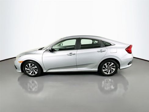 Used 2016 Honda Civic EX image 8