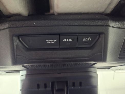 Certified 2025 Jeep Wrangler Sahara image 16