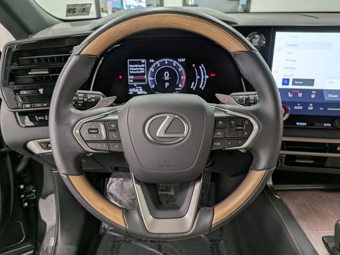 Used 2024 Lexus RX 350 Premium image 19