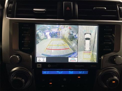 Used 2022 Toyota 4Runner Limited image 17