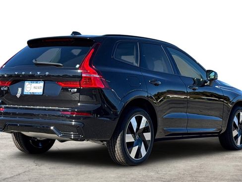 Certified 2025 Volvo XC60 T8 Plus w/ Protection Package Premier image 2