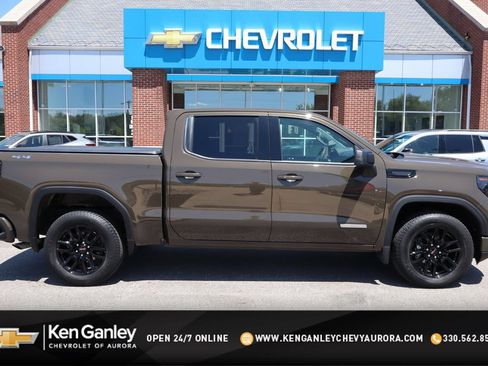 Used 2024 GMC Sierra 1500 Elevation AWD/4WD image 1