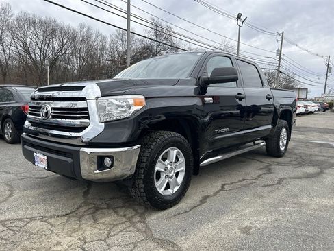 Used 2016 Toyota Tundra SR5 image 1