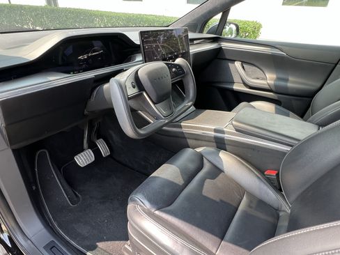 Used 2022 Tesla Model X Plaid AWD/4WD image 17