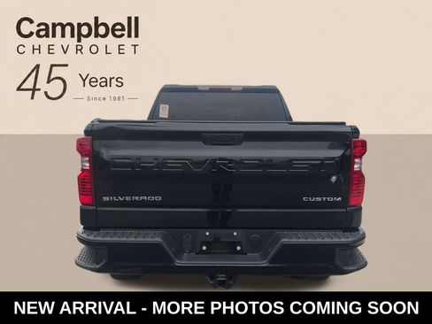 Used 2022 Chevrolet Silverado 1500 Custom Trail Boss AWD/4WD image 4