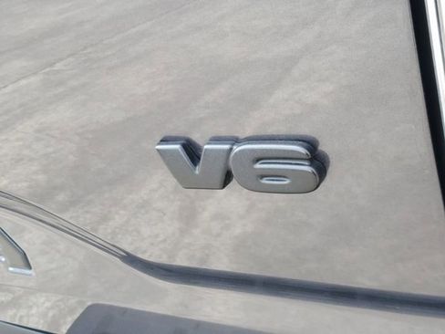 Used 2023 Toyota Tacoma TRD Off-Road AWD/4WD image 6