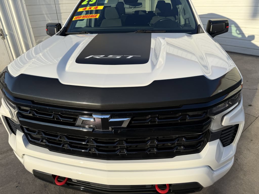 Used 2023 Chevrolet Silverado 1500 RST w/ Redline Edition AWD/4WD image 29
