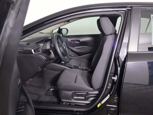 Used 2024 Toyota Corolla LE image 25